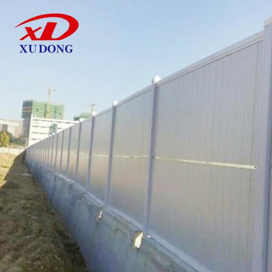 施工現(xiàn)場為何用旭東PVC圍擋？質(zhì)量和安全是決勝的關(guān)鍵！